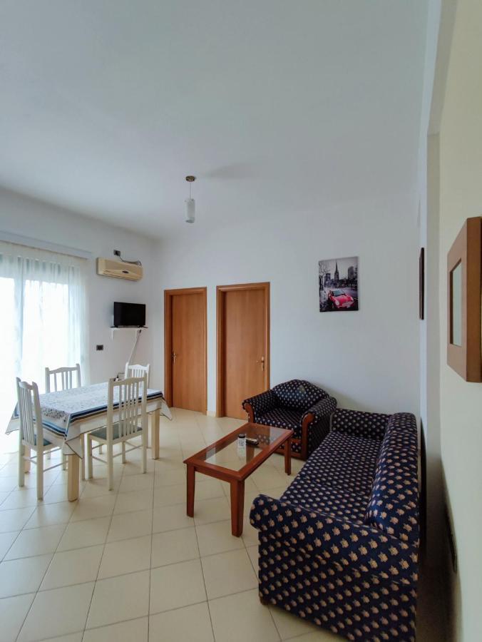 El Rio Apartments Sarandë Eksteriør billede