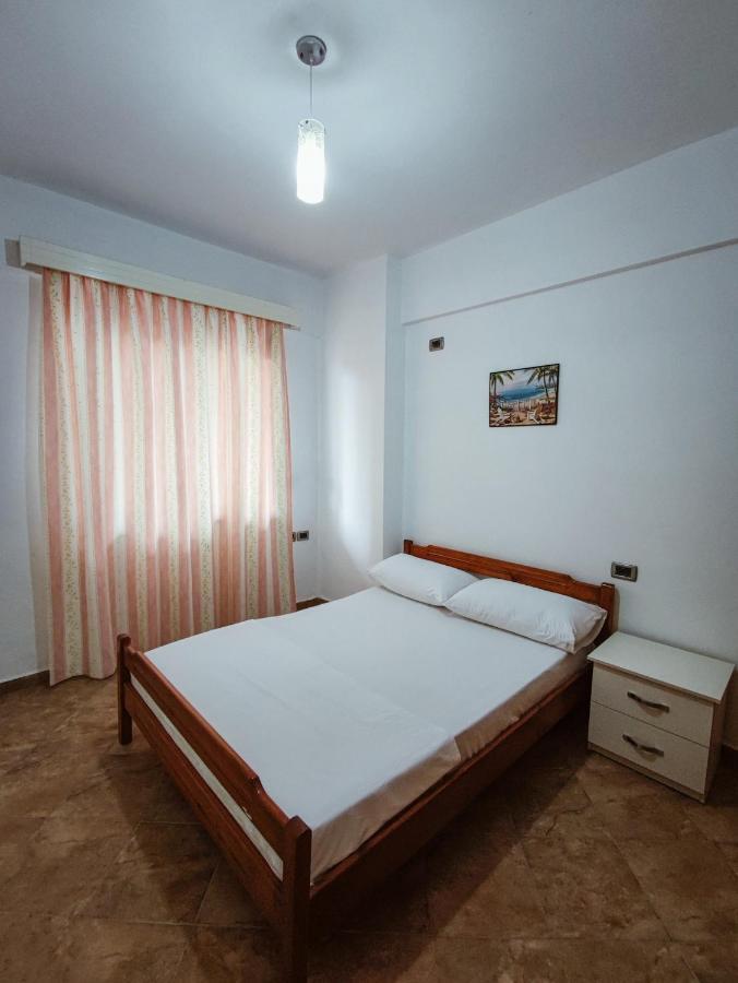 El Rio Apartments Sarandë Eksteriør billede