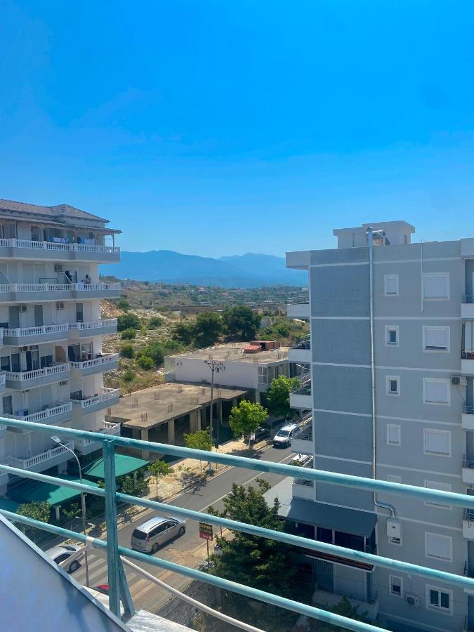 El Rio Apartments Sarandë Eksteriør billede