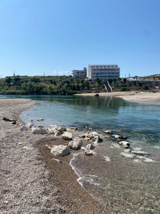 El Rio Apartments Sarandë Eksteriør billede