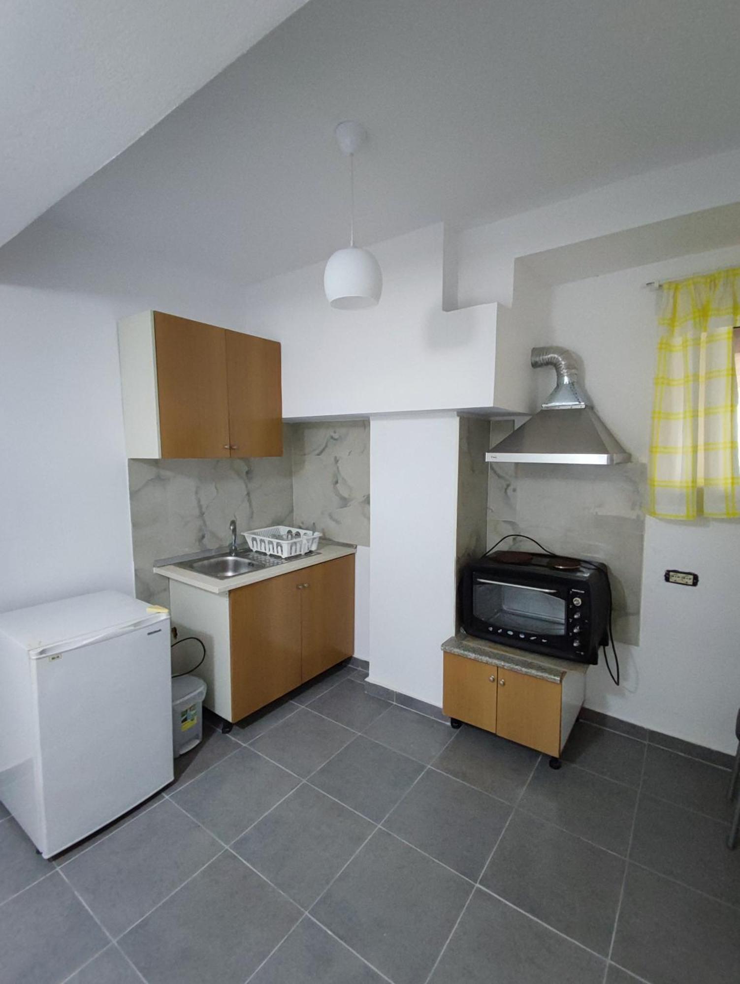 El Rio Apartments Sarandë Værelse billede