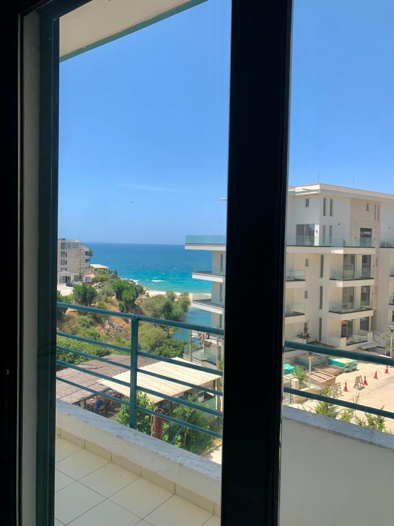 El Rio Apartments Sarandë Eksteriør billede