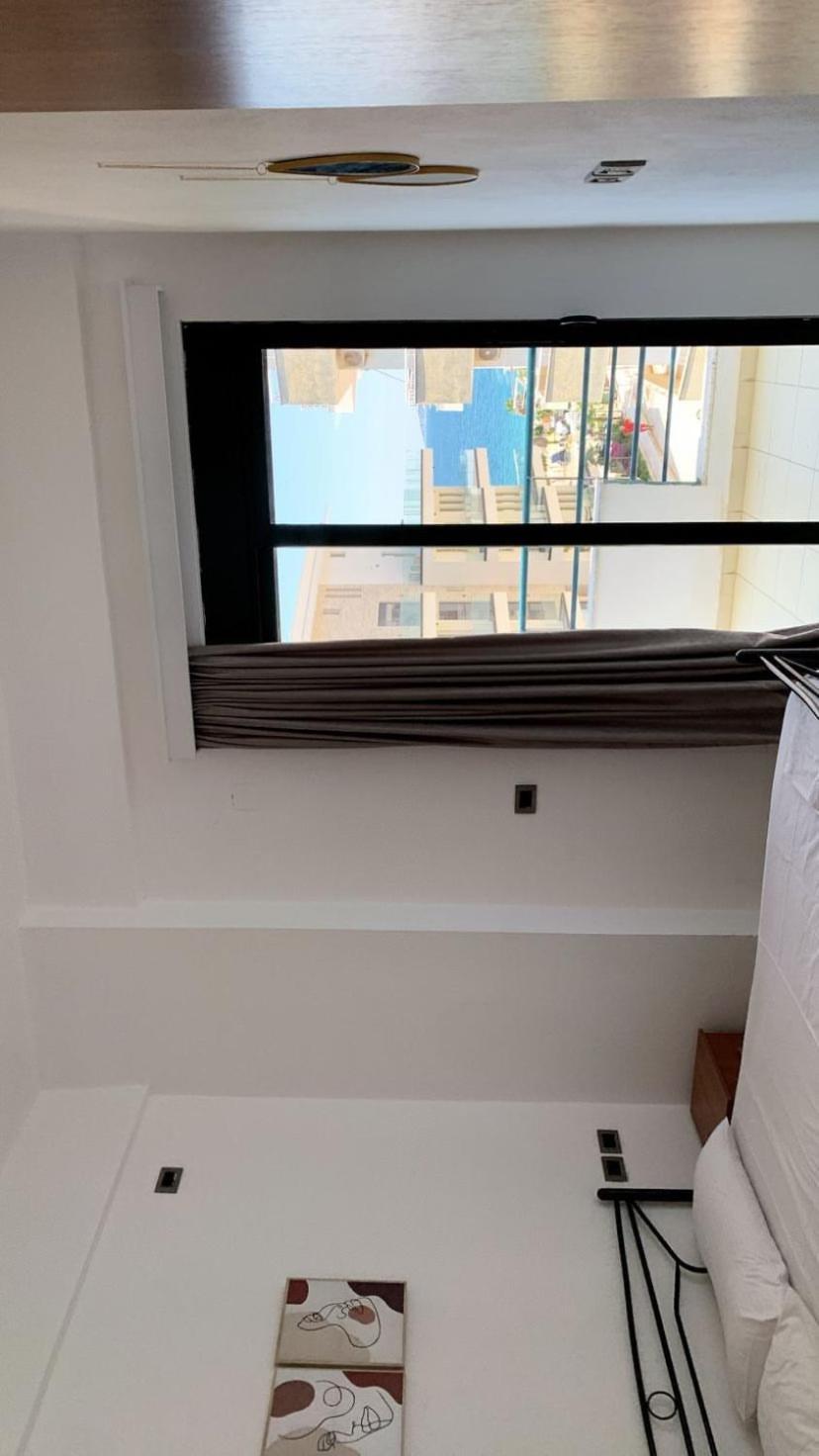 El Rio Apartments Sarandë Eksteriør billede